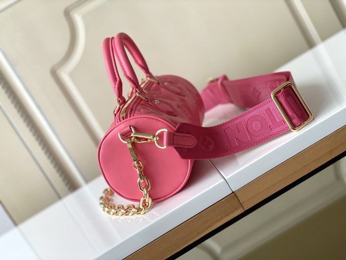 Handbag   Louis Vuitton  M59826  size  20x10x10 cm