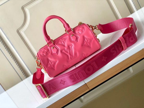 Handbag   Louis Vuitton  M59826  size  20x10x10 cm