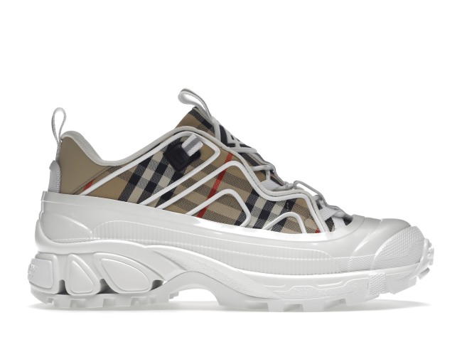 Burberry Arthur Vintage Check White