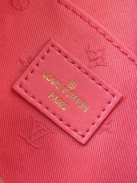 Handbag  Louis Vuitton  M59915  size  27.5x16x7 cm