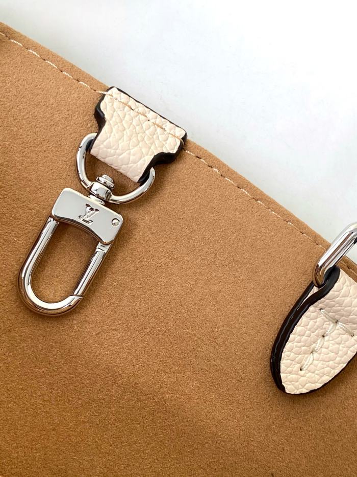 Handbag  Louis Vuitton   M20520 size 30 x 21 x 13