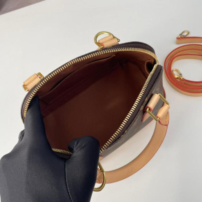 Handbag Louis Vuitton M46990 size 23.5*17.5*11.5cm