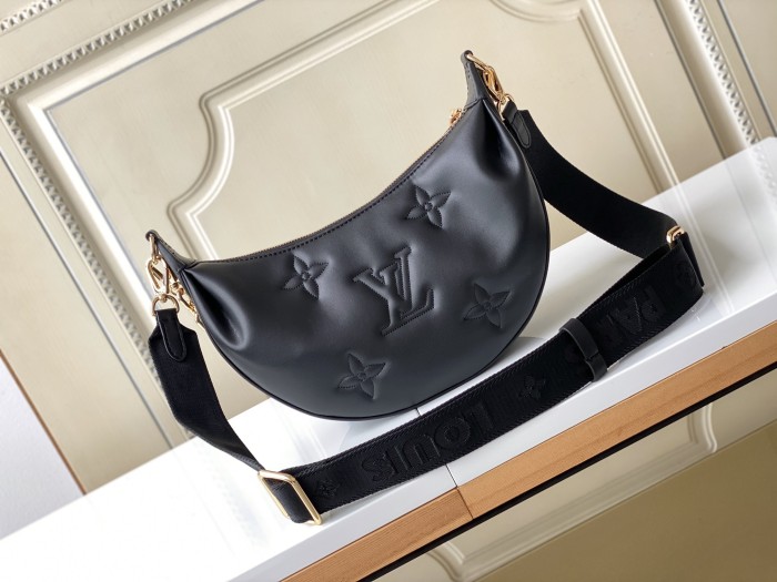  Handbag   Louis Vuitton  M59799  size  27.5x16x7 cm