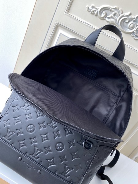 Handbag Louis Vuitton M46109 size 33 x 41 x 18  cm
