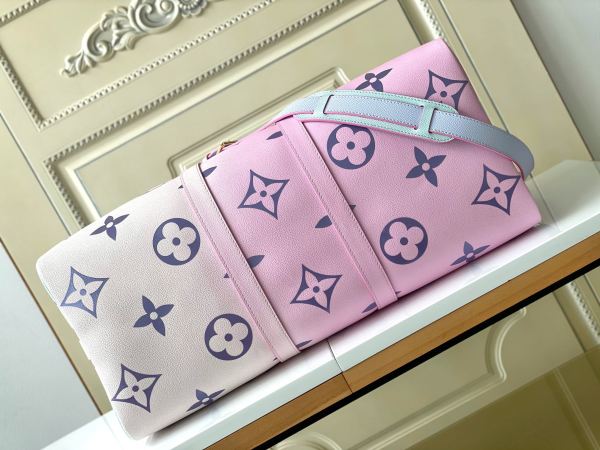 Handbag   Louis Vuitton  59943  size  45 x 27 x 20  cm