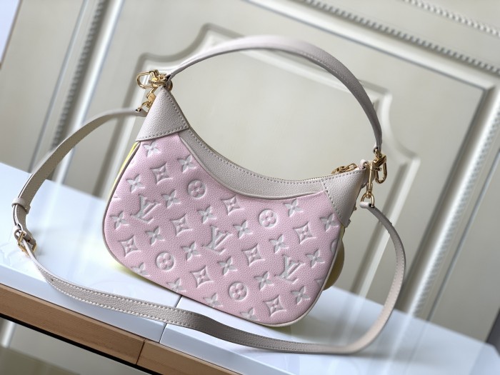  Handbag   Louis Vuitton  M46002  size  22 x 14 x 9  cm