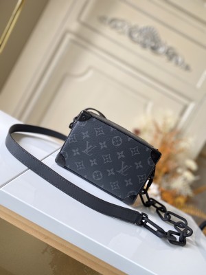 LOUIS VUITTON Mini Soft Trunk Handbag M44735 size 18.5*8*13 cm