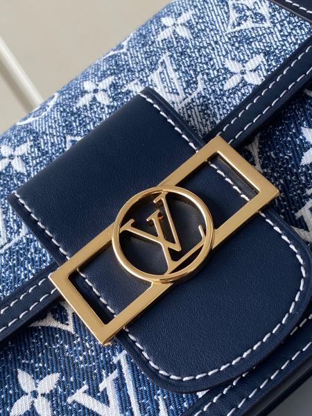 Handbag   Louis Vuitton   M59716   size  20.0 x 15.0 x 9.0  cm