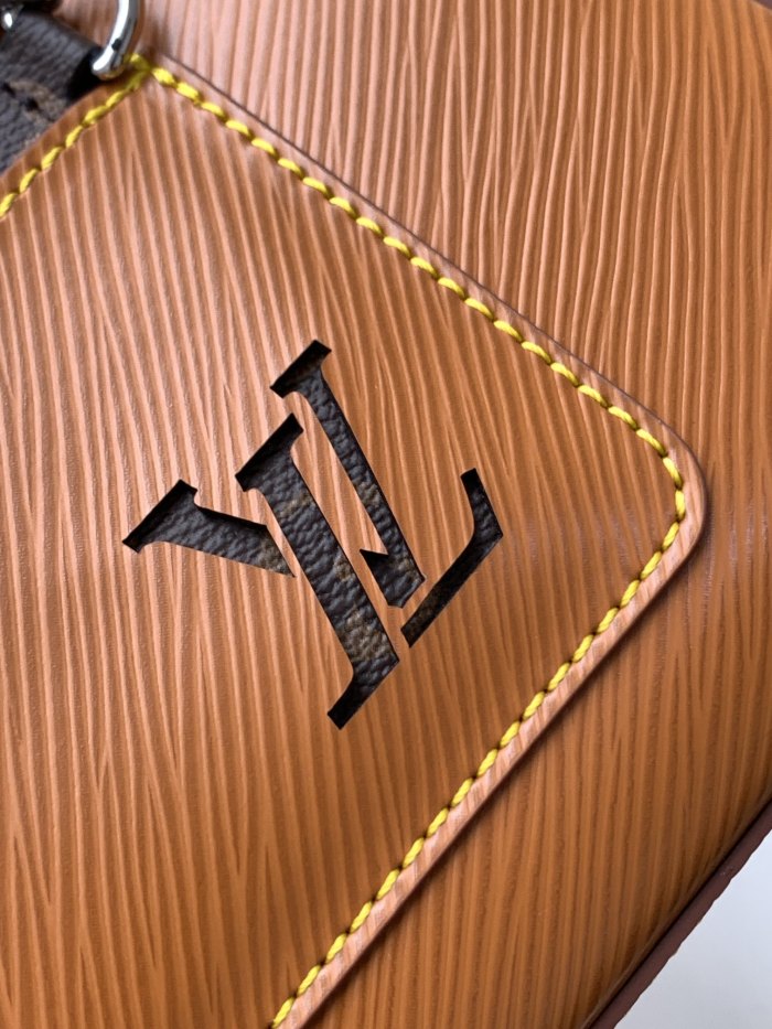  Handbag   Louis Vuitton   M80689  size  25x15x8  cm