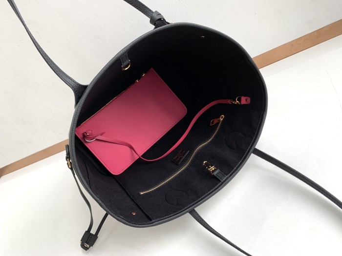  Handbag  Louis Vuitton  M46103  size  31 x 28 x 14  cm  