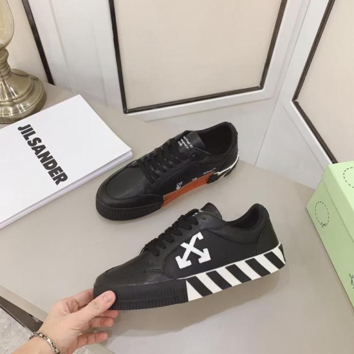 OFF-WHITE Vulc Low Leather Black White FW21