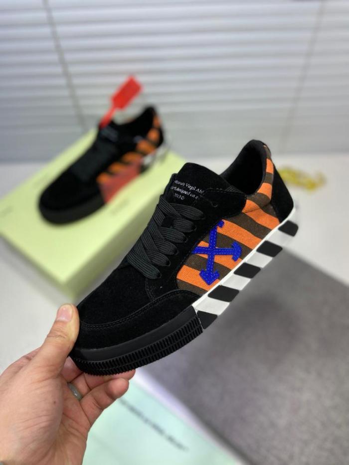 Off-White Low Vulc Black Orange