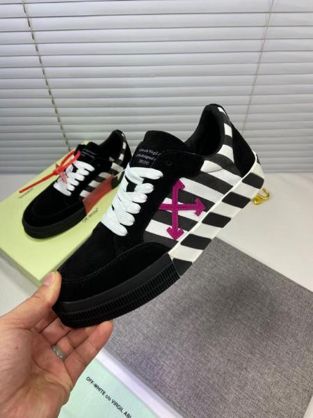 OFF-WHITE Vulc Low Stripe Violet SS20