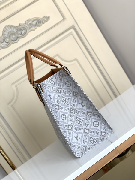 Handbag  Louis Vuitton  M59614  size  35.0 x 27.0 x 14.0   cm