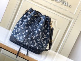  Handbag   Louis Vuitton  M59606  size  25 x 28.5 x 20  cm