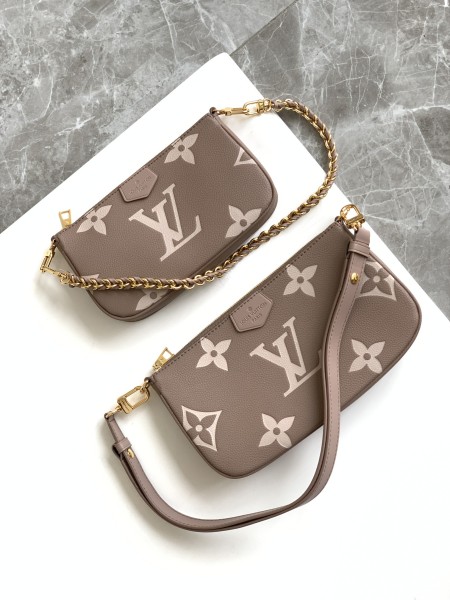 Handbag   Louis Vuitton  45777  size  23.5×13×4.5  cm