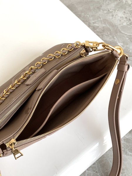 Handbag   Louis Vuitton   80399  size  23.5×13×4.5 cm