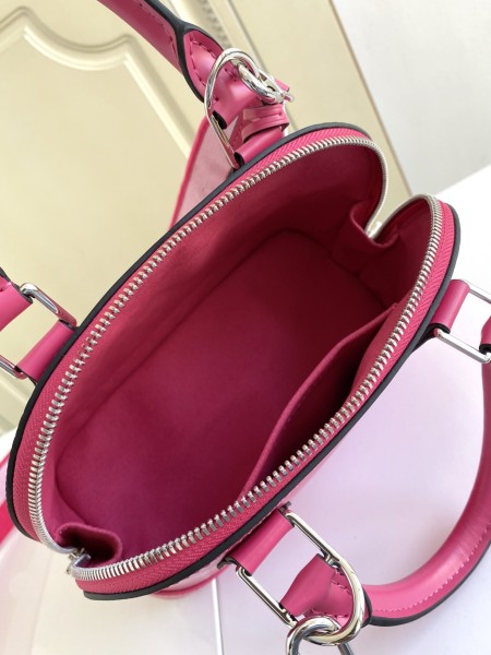  Handbag  Louis Vuitton   57341  size  23.5 x 17.5 x 11.5 cm