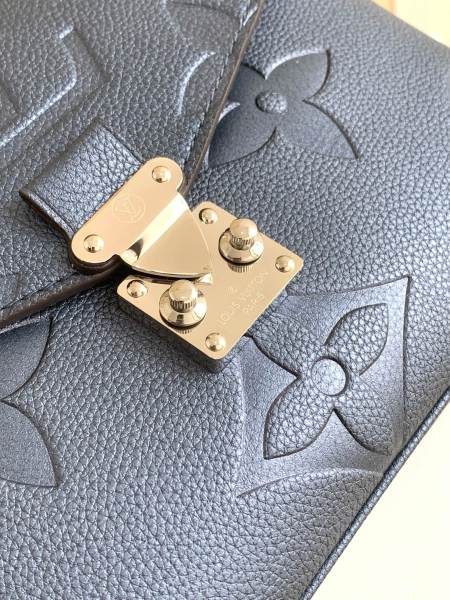  Handbag    Louis Vuitton   M59211   size   25.0 x 19.0 x 7.0  cm