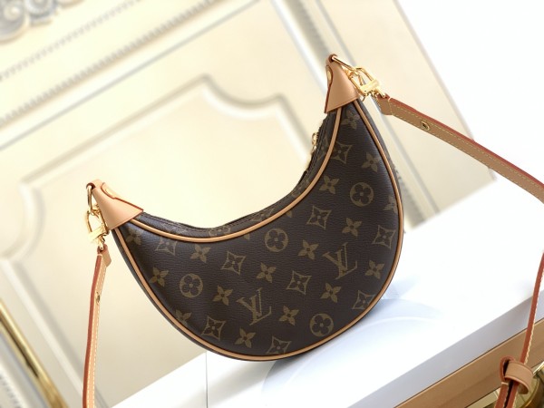 LOUIS VUITTON M24846 Loop M81098 size 23*6*13  cm