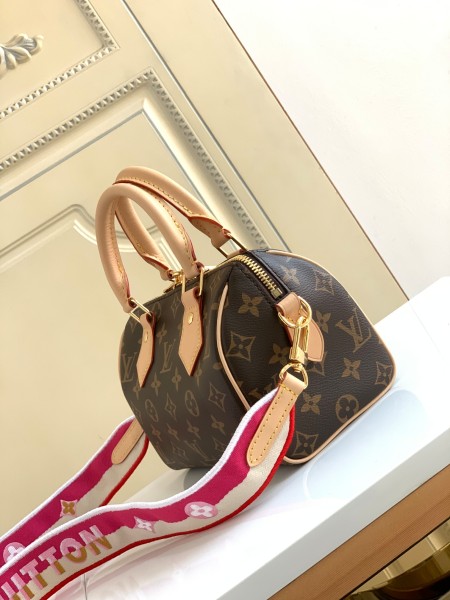 LOUIS VUITTON Speedy Bandouliere 20 Monogram Fuchsia M45948 size 20*12*15 cm