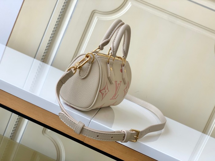 Handbag   Louis Vuitton  M81913  size 16.0 x 10.0 x 7.5  cm