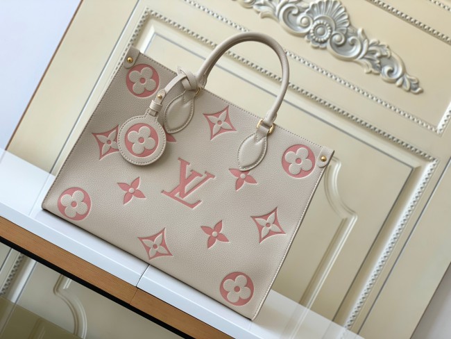  Handbag   Louis Vuitton  M21575  35.0 x 27.0 x 14.0  cm