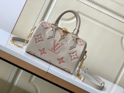 Handbag   Louis Vuitton    M46397  size  20.5 x 13.5 x 12.0   cm
