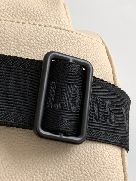 Handbag  Louis Vuitton  M58476  size  25 x 29 x 9  cm  