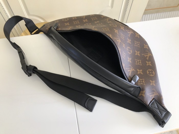 Handbag  Louis Vuitton  44336 size   47.0 x 20.0 x 9.0  cm