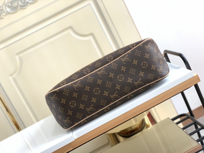 Handbag  Louis Vuitton  M50156  size   41.0×33.0×15.0  cm