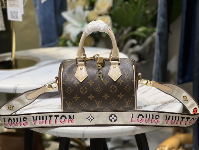 LOUIS VUITTON Speedy Bandouliere 20 Monogram Brown/Black M45957 size 20*12*13 cm