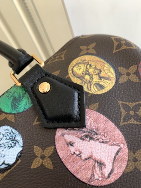 Handbag   Louis Vuitton   M45910  size  25.0 x 19.0 x 15.0  cm