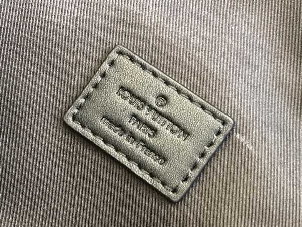  Handbag   Louis Vuitton  M44388  size  47.0 x 20.0 x 9.0  cm