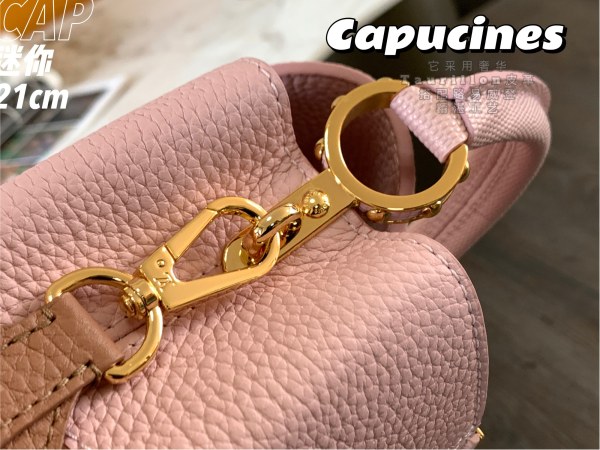  Handbag   Louis Vuitton  M59268  size  21 x 14 x 8   cm