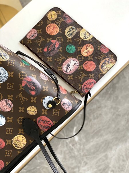  Handbag   Louis Vuitton  M45923  size  31.0 x 28.0 x 14.0  cm