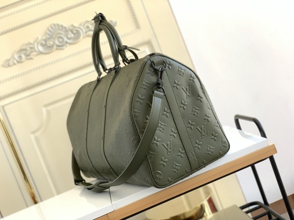 Handbag   Louis Vuitton  M57963  size  50 x 29 x 23  cm