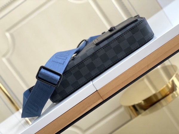 Handbag   Louis Vuitton  N40188  size  26.0 x 17.0 x 5.0 cm