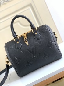  Handbag   Louis Vuitton   M58947  size  25.0 x 19.0 x 15.0  cm