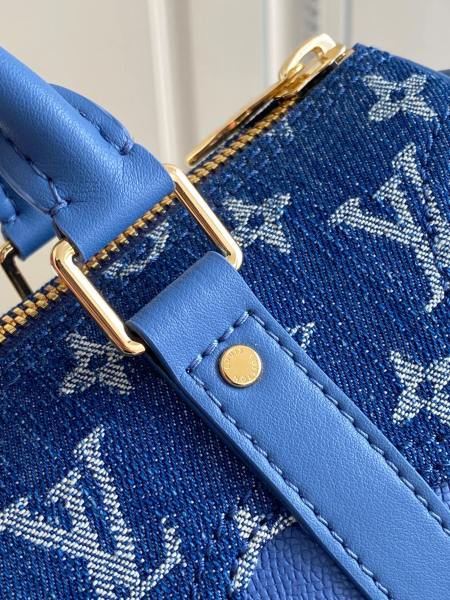 Handbag   Louis Vuitton   M90689   size  21×9×12  cm