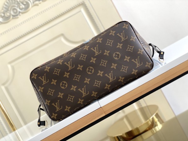  Handbag   Louis Vuitton  M45923  size  31.0 x 28.0 x 14.0  cm