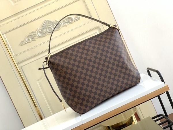  Handbag   Louis Vuitton  M50156 size   41.0×33.0×15.0   cm