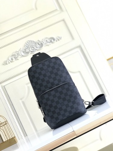 LOUIS VUITTON Avenue Sling Bags N41719 size 20*10*31 cm