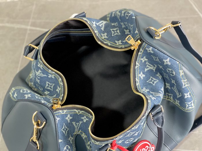 LOUIS VUITTON x NIGO co-branded keepall 50 full print old flower denim with leather and cowhide trim monkey bag hand-held shoulder crossbody travel bag M45975 size 50*23*29 cm