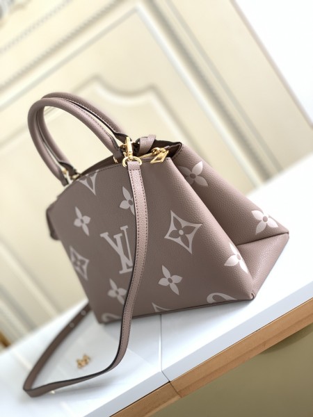 Louis Vuitton Petit Palais Empreinte Leather Dove/Cream M58914 size 29*12.5*18 cm