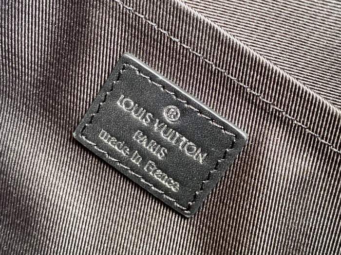  Handbag  Louis Vuitton  M45806  size  22 x 18 x 8  cm