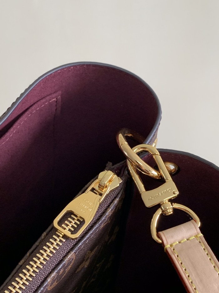  Handbag   Louis Vuitton    43551  size  34.0 x 24.0 x 13.0  cm