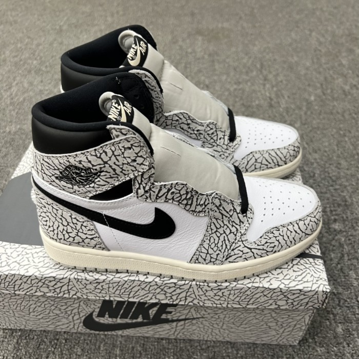 Jordan 1 Retro High OG White Cement