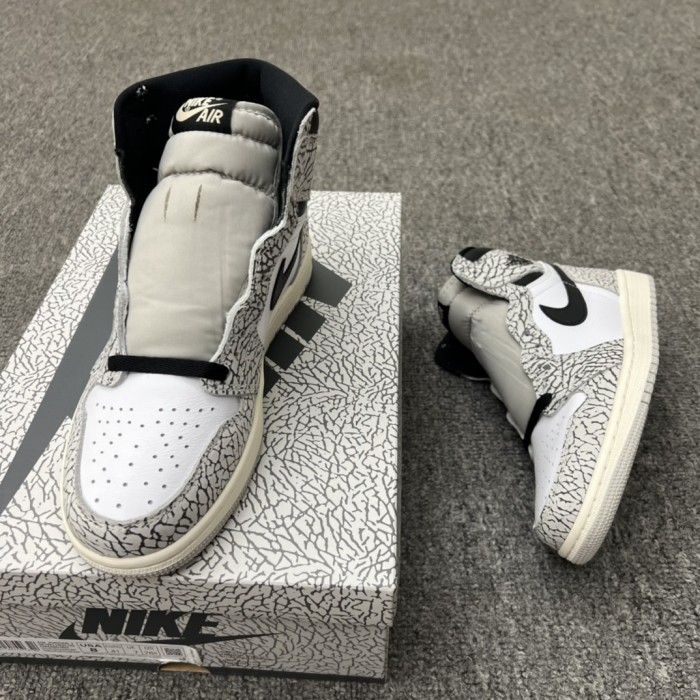 Jordan 1 Retro High OG White Cement