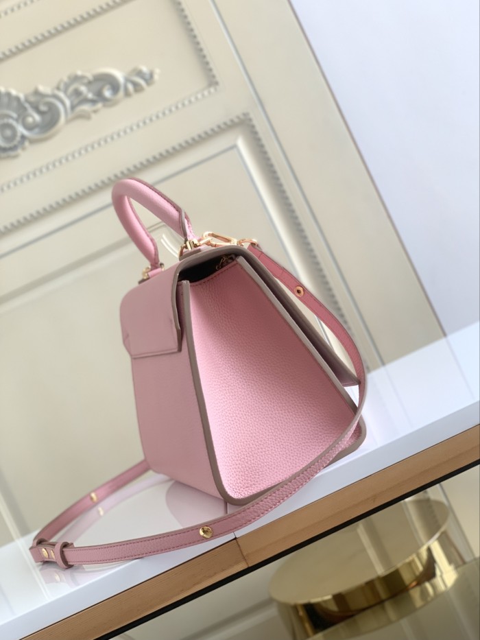  Handbag   Louis Vuitton  M57090  size 29.0×21.0×12.  cm